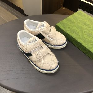 Nouvelle mode enfants baskets garçons filles chaussures décontractées de haute qualité chaussures de Sport antidérapantes chaussures de plein air résistantes à l'usure enfants chaussures pour tout-petits