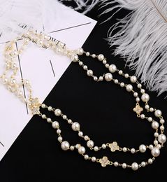 Nouveau créateur de luxe de mode Diamond Lucky Leaf Pearl Classic Elegant Multi-couche Long Sweater Déclaration de pull pour femme7634630