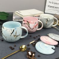 New Fashion Marble Ceramic Tasses avec or Stripe en porcelaine Coffee Milk Milk The Office Top pour le salon Cadeau