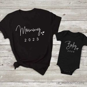 Nieuwe mode-matching outfits mama broer zus baby 2023 print t-shirts tops grappige katoenen familie look kleding r230810