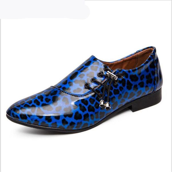 Zapatos de boda de charol de leopardo para hombre, zapatos puntiagudos Oxford de oficina para hombre, zapatos planos de fiesta informales para hombre, nueva moda