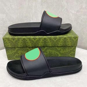 Nueva moda para hombre Diapositivas de goma a rayas Zapatos de plataforma entrelazados Zapatillas de playa unisex planas de lujo Chanclas con caja 440