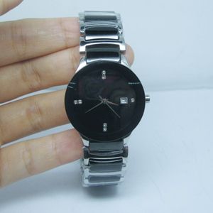 New Fashion Mens Femmes Watchs Mouvement Quartz Watch de luxe pour l'homme Wristwatch Ceramic Watches Rd06 227m