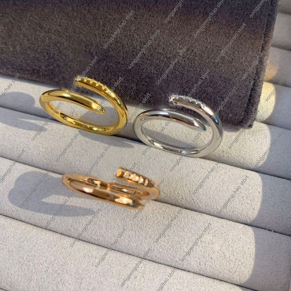 Nouvelle anneau de mode Nail Love Ring Designer Bijoux Titanium Steel Gold Silver Diamond Diamond Classic Designer Ring For Women Man Couples Lover Widding Engagement Spc