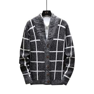 Hommes chandails mode surdimensionné hommes pull 2021 pour hommes décontracté boutonné Jersey Plaid rayure 3 couleurs asiatique M-3XL