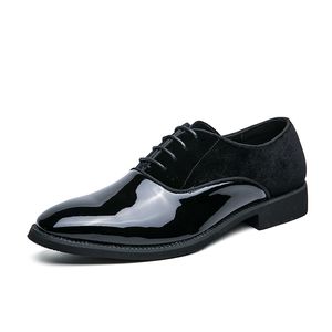 Nouvelle mode Oxford Business chaussures en cuir pour hommes à lacets bout pointu confortable et respirant bureau décontracté chaussures de fête quotidiennes pour garçons bottes de soirée