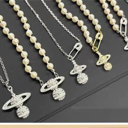 Nouveau collier de la mode Pinzircon Pinzircon pour femmes exquise Luxurious Planet Pinet à la mode diamant incrusté Sterling Sier Collier Gold