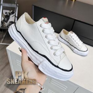 2024 Top Designer Sole Dissolve Chaussures en toile Washed Style Mmy Casual Chores Mihara Femme Sneakers Vintage Lace-Up Yasuhiro noir blanc massif massif extérieur sneaker