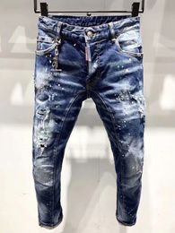 Nieuwe Mode Gescheurde Italiaanse stijl Jeans Mannen Patchwork Hollow Out Gedrukt Bedelaar Cropped Broek Man Cowboys Demin Broek Mannelijke 201117