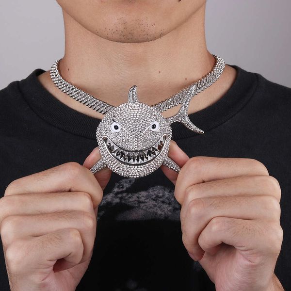 Nouveau collier de créateur de requin de mode ins chaîne cubaine populaire accessoires de luxe personnalité pendentif chaîne de tennis hommes Hip Hop collier de chaîne à maillons cubains