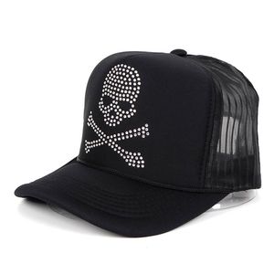 NIEUWE FASHIER SKULL BAKBALL CAP VOOR MEN Women Crystal ingelegde Sponge Mesh Trucker Hat Spring and Summer Hip Hop Hats HCS185