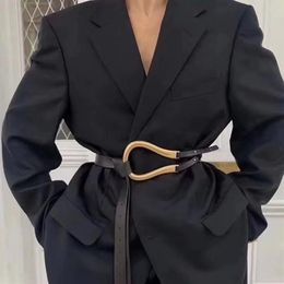 Nouvelle mode boulanges en faux cuir doux Femmes grosse boucle alliée mince à double couche