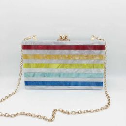 Nieuwe mode gestreepte acryl dinertas damestas met één schouder Messenger Handtas Rainbow Dress-tas 240207