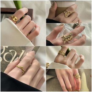 Bague ouverte en titane pour femmes, petite et haut de gamme, légère, de luxe, Style Instagram, en acier inoxydable, nouvelle mode