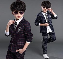 Nieuwe Mode Peuter Kinderen Jongens Plaid Formele Feest Bruiloften Smokings Kinderen Jongens Pakken Blazers Jongens Blazer Set213j4092113