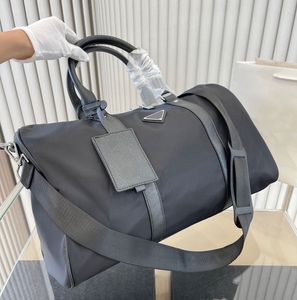 Nieuwe Mode Reistassen Nylon Handtassen Grote Capaciteit Holdall Handbagage Plunjezakken Luxe Heren Bagage Gentleman Commerce