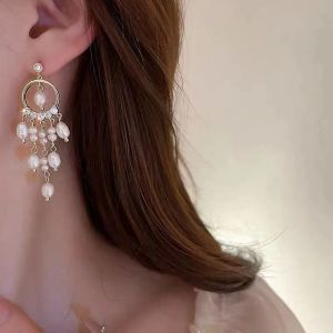 Nieuwe Modetrend Uniek Ontwerp Elegante Delicate Lange Parel Kwastje 14 k Geel Gouden Oorbellen Vrouwen Hoge Sieraden Verjaardagsfeestje Geschenken Groothandel