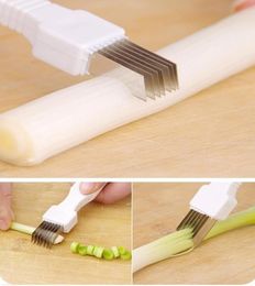 Nueva moda vegetal fruta cebolla cortador rebanador pelador picador triturador cocina gadget herramienta cebolleta cuchillo triturar TY21831122761