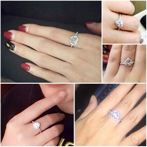 Nuevos anillos de boda de moda 925 Plata princesa corte perfecto corazón brillante anillo de compromiso de piedra de circón conjunto para mujeres envío gratis