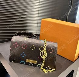 NUEVA moda mujer bolso de cadena de diseñador de lujo bolso de mujer bolso de axila bolso de hombro bolsos cruzados puede contener bolsas de llaves de teléfono móvil tejido de bálsamo labial delicado y pequeño