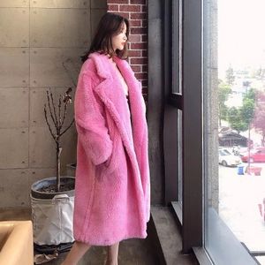 Nieuwe mode vrouwen verdikking warme faux lamsbont turn down kraag roze snoep kleur midi lange parka jas plus size losse casacos