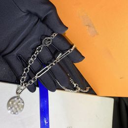 Nieuwe modieuze ontwerpers gemerkte choker kettingen ontwerper 925 verzilverd roestvrij staal gezicht hanger kettingen voor mode vrouwen bruiloft sieraden X371