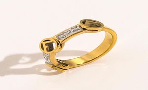 Nouvelle bijoux de bijoux sonneurs de femme lettre féminine 18k plaqué en or inoxydable diamant en diamant sonnerie fin doigt fin amour w6576629