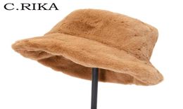 Nouvelle fausse fourrure hiver du chapeau de seau Femmes extérieures Fisherman solide chaud chaud Panama Femme Girls Fashion Travel Bassin Bob8534020