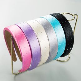 Nieuwe vrouwelijke stoffen haarbanden Kinderlichaam Kleine kleur Dunne Elastische Haarband Wash Face Casual hoofdband voor vrouwelijke haaraccessoires