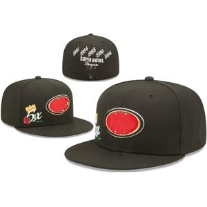 Nouveaux capuchons ajustés Hat de football SF 4 Champions Cap noir All Size Mix Match Commandez Tous les bouchons de haute qualité Hat Taille 7, 7 1/8, 7 1/4, 7 3/8, 7 1/2, 7 5/8, 7 3/ 4