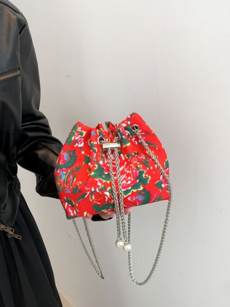 Nuevas cadenas de flores crossbody dong bei bolso rojo verde Primavera Verano bolso de mujer bolsos totalizadores bolsos de hombro para mujer bolsos de mano con letras