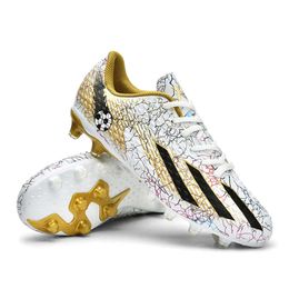 Nouvelles chaussures de football pour les élèves des écoles primaires et secondaires masculins AG entraînant des chaussures de football à ongles Shattered Clous