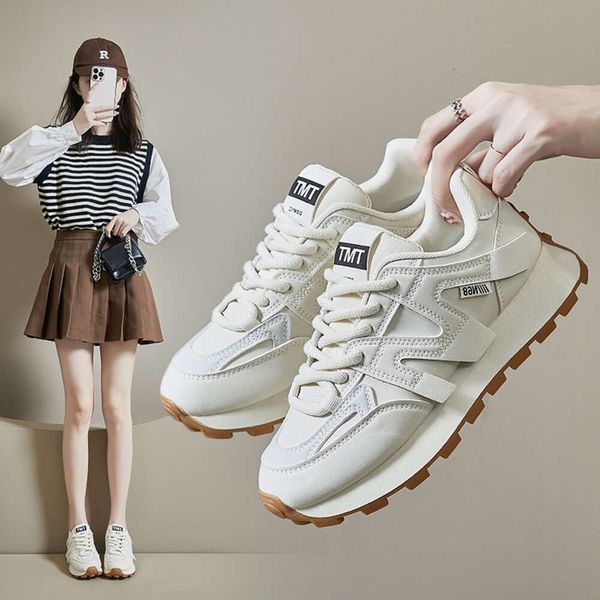 Nouveau Forrest Instagram Version coréenne Gump pour femmes au printemps 2024 Étudiants Sports Chaussures de course décontractées et augmentation de l'apogée 6682 5 Sprg Runng