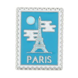 Nouvelle-France Building Flag Paris Eiffel Tower Brooch ENAMEL SEPLER PIN BADGE COMPESSOIRES