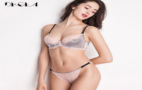 Nueva Francia Conjuntos de bragas de sujetador rosa Sujetador bordado Conjunto de lencería de mujer Ropa interior de encaje ultrafino blanco Conjunto de sujetador sexy Transparente4006132