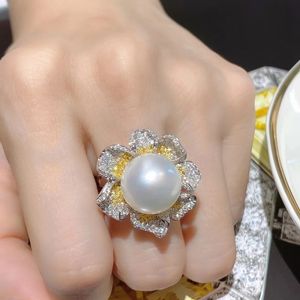 Nuevo estilo francés flor de perla anillo de diamantes diseñador de lujo mujeres Cristal brillante Amor de alto grado flores lindas Anillos Regalo de joyería de fiesta