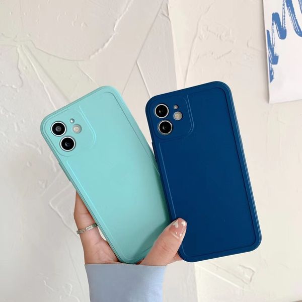 Nuevas fundas de teléfono de silicona líquida sólida esmerilada para iphone 13 12 11 pro max XR XS X 7 8 Plus Funda protectora antigolpes de TPU a prueba de golpes seis colores al por mayor