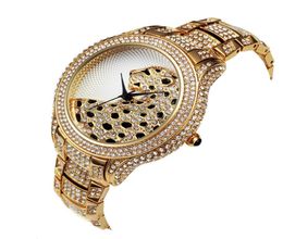 Nouvelle diamant complète féminine Leopard CZ Regarder Round Spiral Crown Quartz Women039s Watch Luxury Designer Jewelry3990606