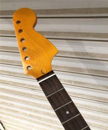 Nieuwe volledige geschulpte gitaarhals 22 fret 255in Maple Rosewood Bingerboard Yellow Gloss Big Head8478876