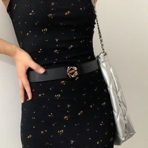 Nuevos cinturones de cuero con hebilla de Metal geométrico con camisa de vestir de estilo moderno, cinturones negros de microfibra para mujer