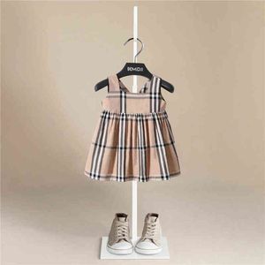 Vêtements pour enfants de nouvelles filles Col en V Plaid Dots Design Retour Bow Noeud Été Bébé Fille Marque Plage Anniversaire Princesse Robe G220506