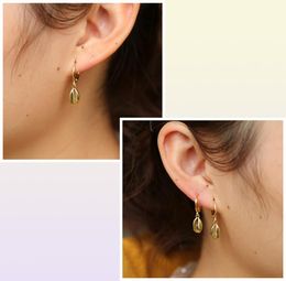 NUEVOS pendientes colgantes de concha de color dorado brillante con personalidad en forma de pierna, pendientes llamativos para mujer, regalo de joyería boho 20193220177