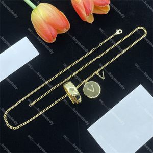 Nouveaux colliers de cercle d'or lettre collier d'or hommes femmes Long pendentif bijoux avec boîte