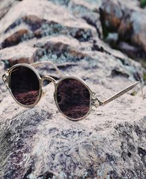 Nieuwe gotische stijl graveren zonnebril mannen dames ontwerper steampunk uv400 zonnebrillen bovenste ovale frame stoom punk kwaliteit brillen met 7752206