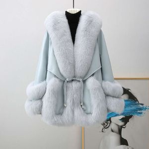 Nouveau Manteau de fourrure Haining femmes automne et hiver fourrure intégrée col de renard peau de mouton