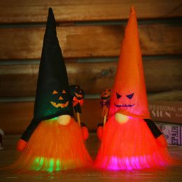 Nouveaux produits décoratifs d'Halloween avec des lumières rayonnantes Rudolf peluche poupée naine poupée pendentif