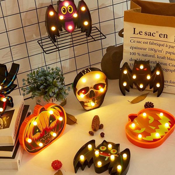 Nouvelle lampe d'Halloween fournitures de fête en plastique citrouille lumières électroniques chauve-souris fantôme veilleuse pour la maison Bar salle à manger décoration enfants vacances jouet cadeaux