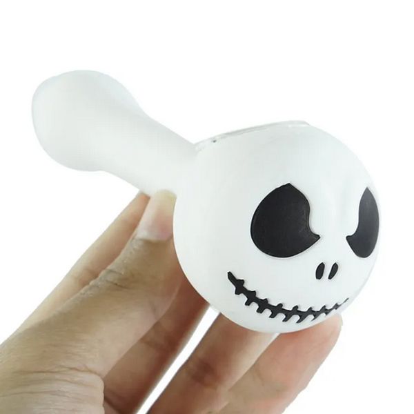 Nuevo Halloween Silicona Skull Jack Fumar Pipa de mano Forma de dibujos animados con recipiente de vidrio para tabaco Hierba seca Quemador de aceite Pipas Pipa de agua Plataformas petroleras Dab