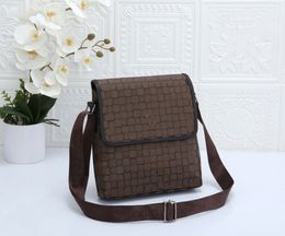 NOUVEAU sac à main Hommes sacs à bandoulière designer District cross body luxe homme messager Sac de téléphone cartable mode sac à main paquet composite sac à dos rabat fourre-tout portefeuille pour hommes