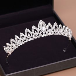 Nouveaux chapeaux bijoux en cristal diadème couronne alliage strass mariée petite couronne bandeau coiffure de mariage